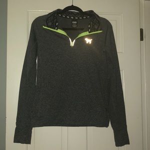 NWOT size Medium Pink VS workout long sleeve